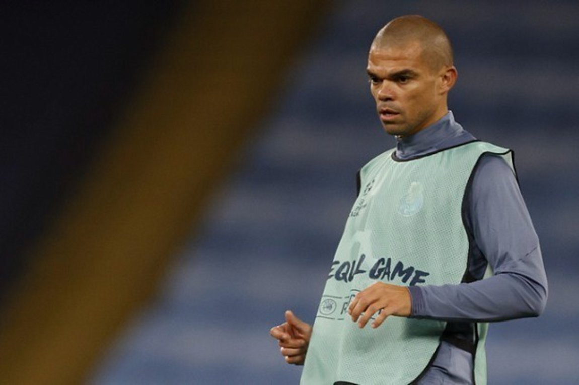 Στο χειρουργείο σήμερα ο Πέπε