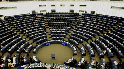 Ρωτάτε – Απαντάμε: Τι αποφάσεις έχει λάβει το Ευρωπαϊκό κοινοβούλιο σχετικά με τη σεξουαλική παρενόχληση αλλά και την δράση του #MeToo  (audio)