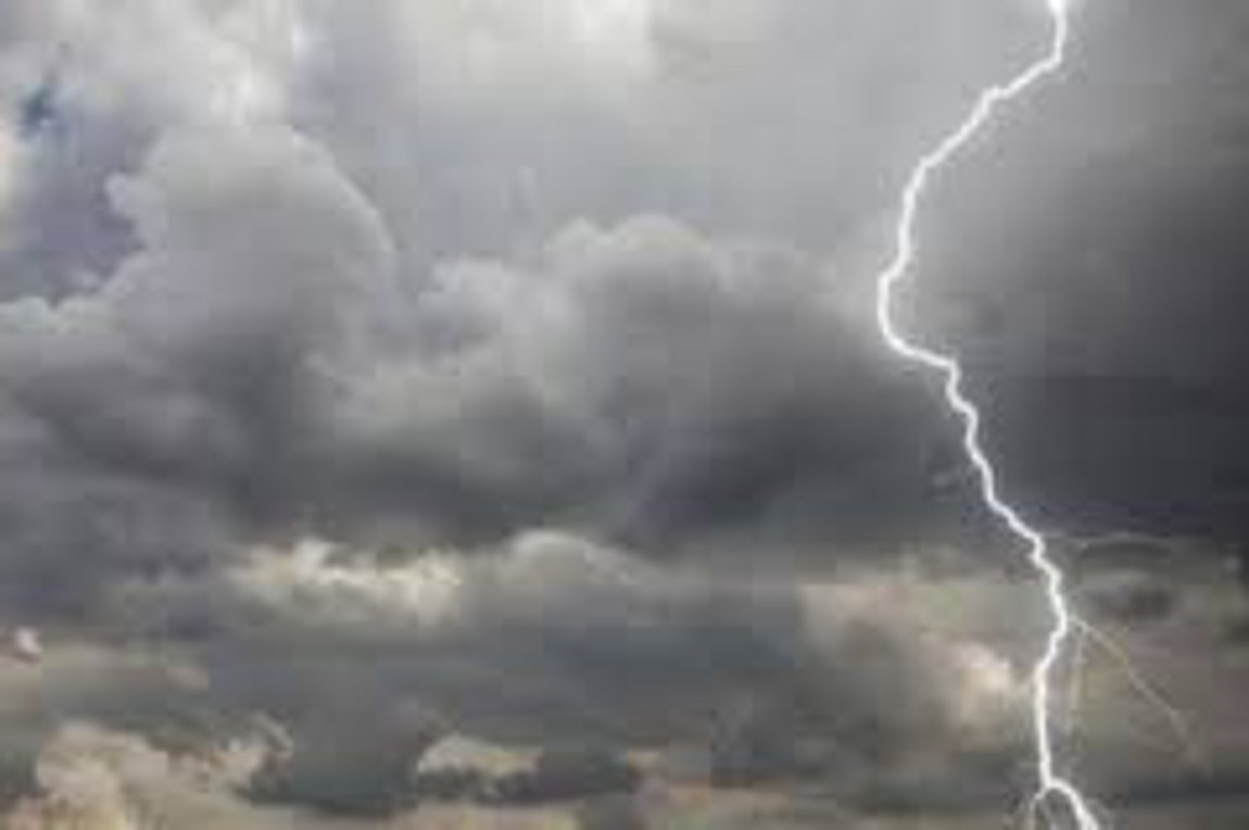 Καταιγίδα Μπέλα: Χιλιάδες σπίτια χωρίς ρεύμα σε Γαλλία και Νορμανδία