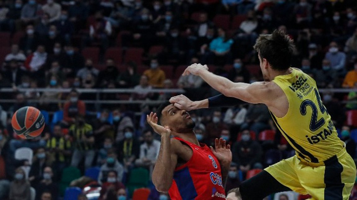 Euroleague: Με Βέσελι και ντε Κολό το 5ο «διπλό» της Φενερμπαχτσέ