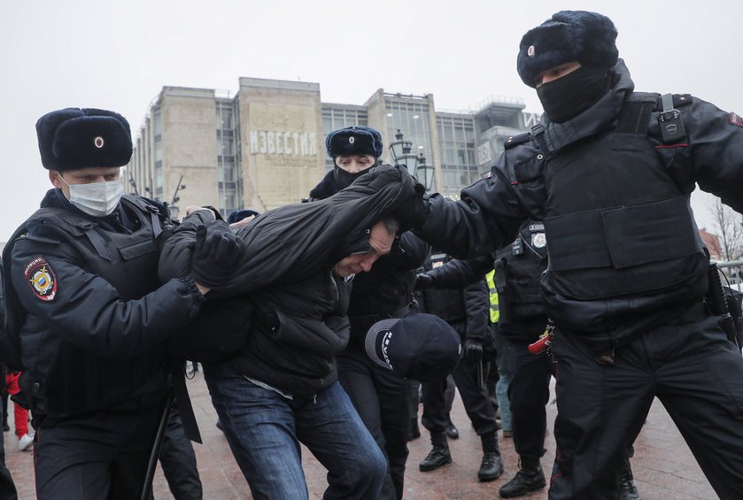 Ρωσία: Μπαράζ συλλήψεων σε διαδηλώσεις υπέρ του Ναβάλνι - Προφυλακίστηκε στενή σύμμαχος του - ΒΙΝΤΕΟ