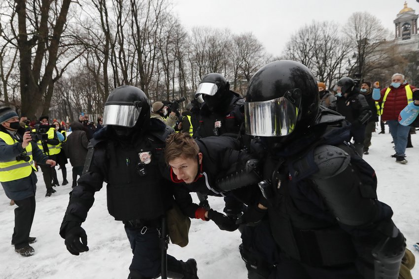 Ρωσία: Η αστυνομία προχώρησε σε περισσότερες από 1.614 συλλήψεις διαδηλωτών-υποστηρικτών του Ναβάλνι, σε όλη τη χώρα