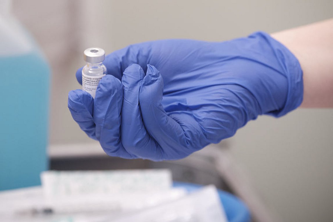 Πολωνία: Μόνο σε άτομα 18 έως 60 ετών το εμβόλιο της AstraZeneca