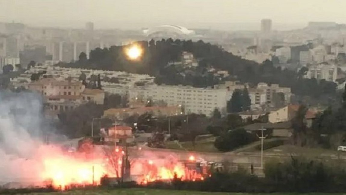 Εισβολή εξαγριωμένων οπαδών στο προπονητικό κέντρο της Μαρσέιγ στη Μασσαλία – ΒΙΝΤΕΟ