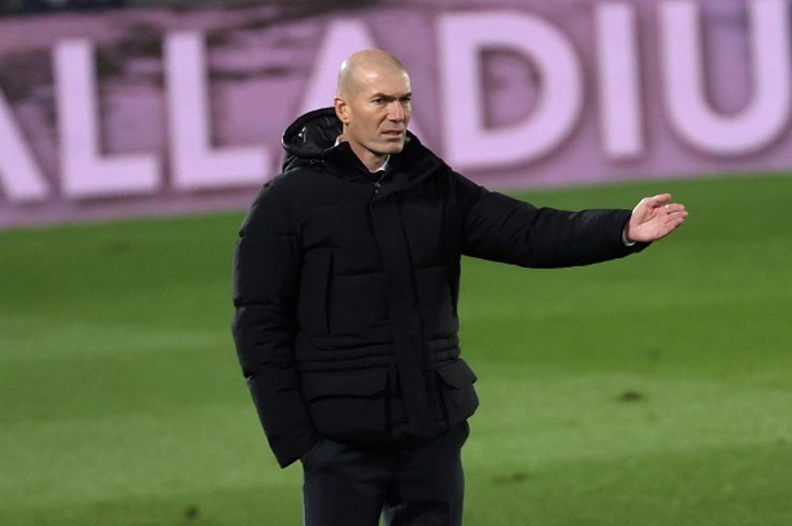 Σε δύσκολη θέση ο Ζιντάν, σκέψεις για Αλέγκρι