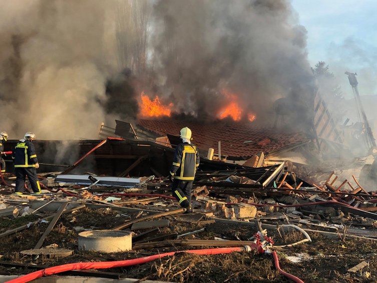 Καστοριά: Εικόνα απόλυτης καταστροφής μετά την έκρηξη που ισοπέδωσε το ξενοδοχείο - ΒΙΝΤΕΟ-ΦΩΤΟ