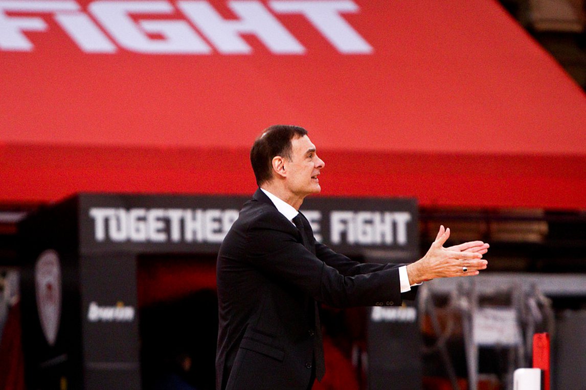 Μπαρτζώκας: Αν κάποιοι δεν μπορούν να παίξουν με πίεση είναι θέμα