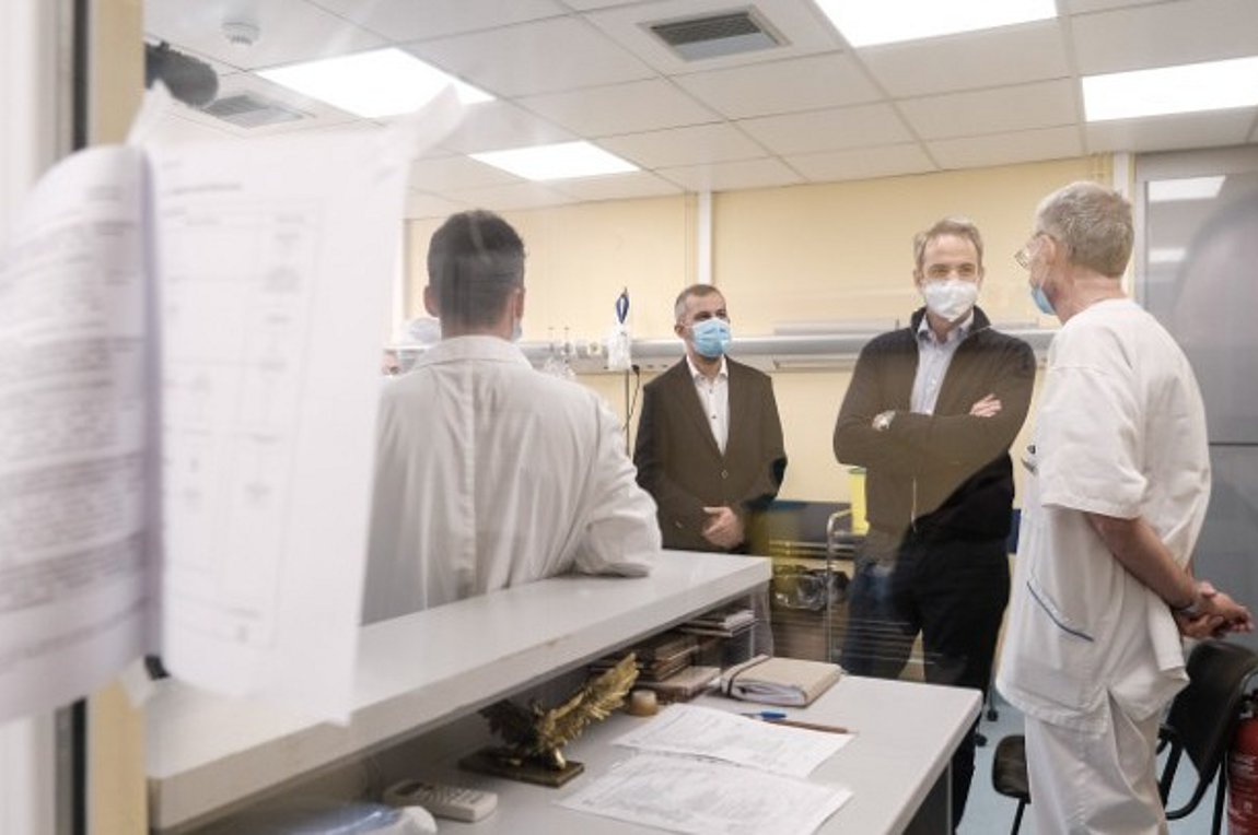 Μητσοτάκης στην Ικαρία: Η εμβολιαστική εκστρατεία τρέχει καλά, δεν έχουμε αστοχίες