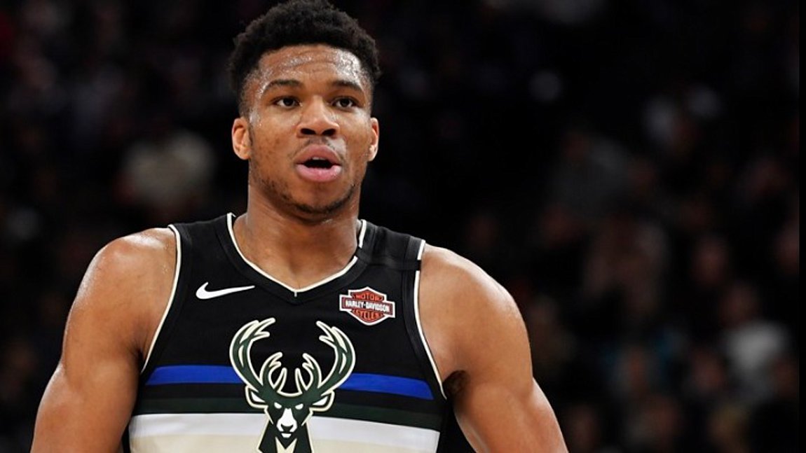 ΝΒΑ: Double-double με Καβαλίερς o Γιάννης – Περίπατος για Μπακς – ΒΙΝΤΕΟ