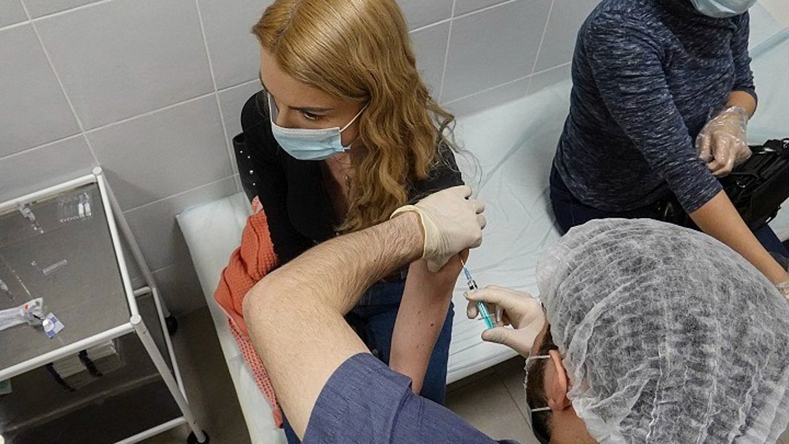 Γερμανία: Δημιουργείται ηλεκτρονικό πιστοποιητικό εμβολιασμού για τα κινητά τηλέφωνα