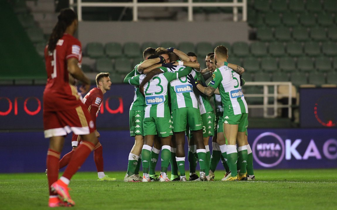 «Πράσινη» νίκη γοήτρου: Ο Παναθηναϊκός επικράτησε του Ολυμπιακού με 2-1