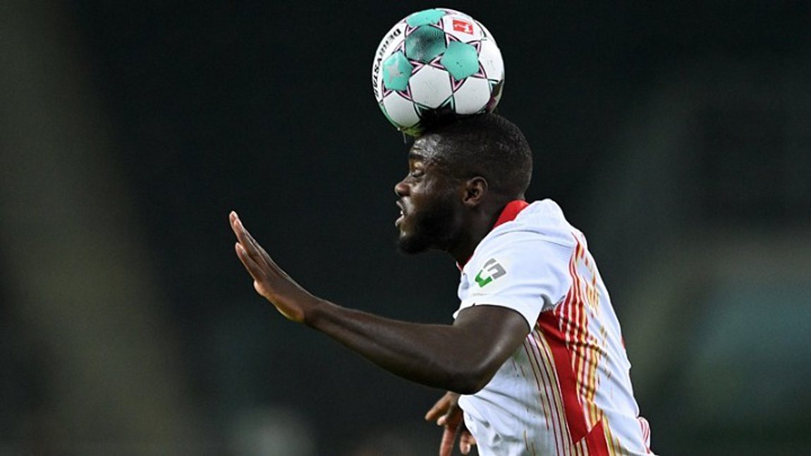 Η Μπάγερν ανακοίνωσε Ουπαμεκανό για 5 χρόνια