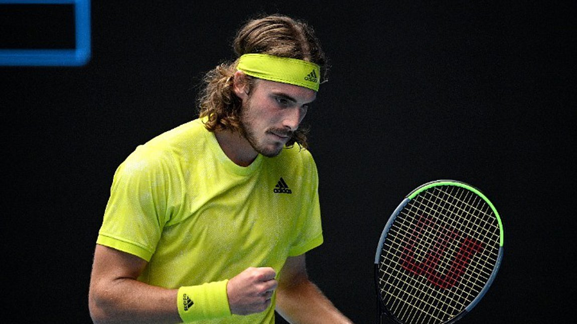 Πρόκριση άνευ αγώνα για Τσιτσιπά και ραντεβού με Ναδάλ