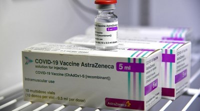 Η AstraZeneca αποσύρει το εμβόλιο για τον κορωνοϊό, μετά την παραδοχή σπάνιας παρενέργειας 