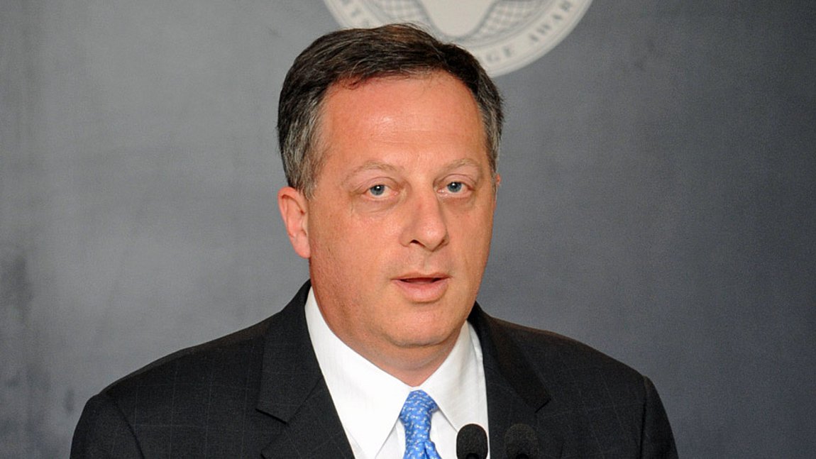 Βρετανία: Νέος πρόεδρος του BBC αναλαμβάνει ο πρώην τραπεζίτης Ρίτσαρντ Σαρπ