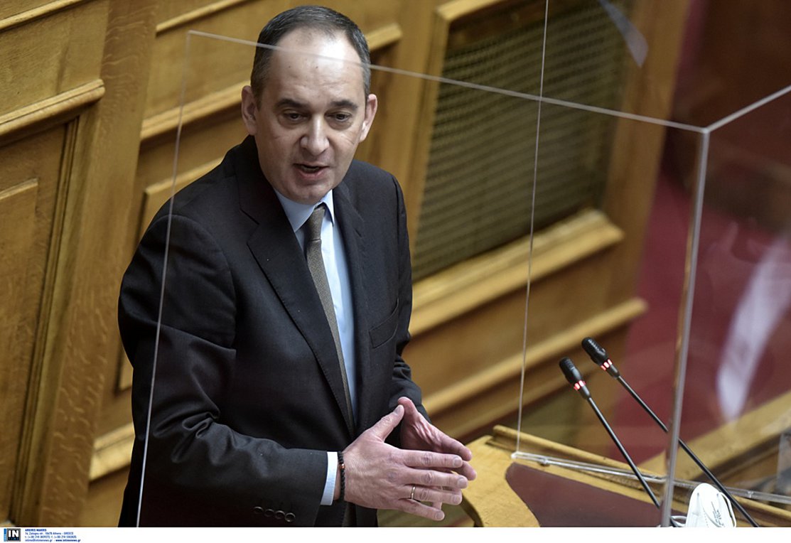 Πλακιωτάκης: Αμεση καταβολή αποζημίωσης ειδικού σκοπού και επιδόματος ανεργίας ναυτικών