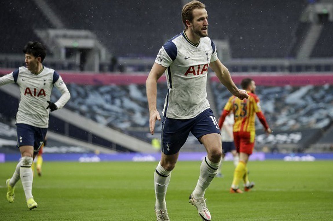 Και η Παρί για Κέιν