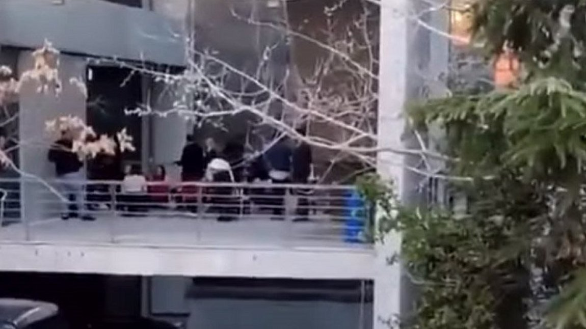 ΕΟΔΥ για συνωστισμό στη HELEXPO: Παύθηκαν τρεις οδηγοί και μία επαγγελματίας Υγείας