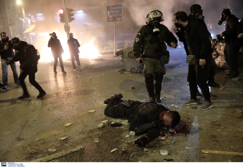 Ν. Σμύρνη: Επεισόδια μετά την πορεία διαμαρτυρίας - Τρεις αστυνομικοί τραυματίες και 10 συλλήψεις - ΒΙΝΤΕΟ