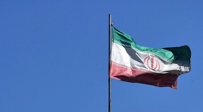 Το Ιράν επέβαλε κυρώσεις σε ΗΠΑ και Βρετανία