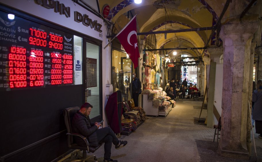 Εφιάλτης τα ενοίκια στην Τουρκία: Μέχρι και 188% η αύξηση στην Αγκυρα - Ιδιοκτήτες στέλνουν ακόμη και φουσκωτούς για να διώξουν τους μισθωτές