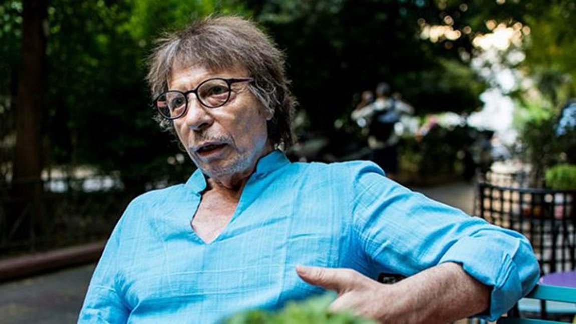 Πέθανε ο δημοσιογράφος Άρης Σκιαδόπουλος