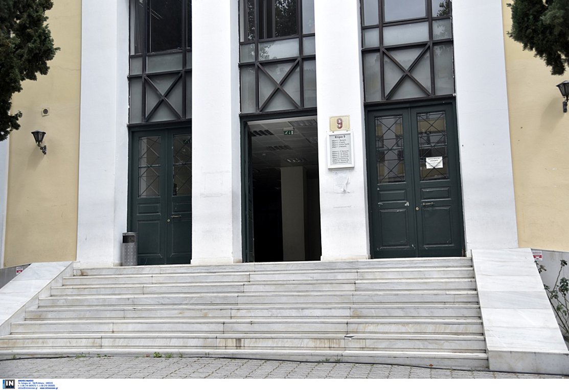 Ποινική δίωξη σε βάρος έξι συλληφθέντων που δήλωναν ψευδείς κλοπές αυτοκινήτων