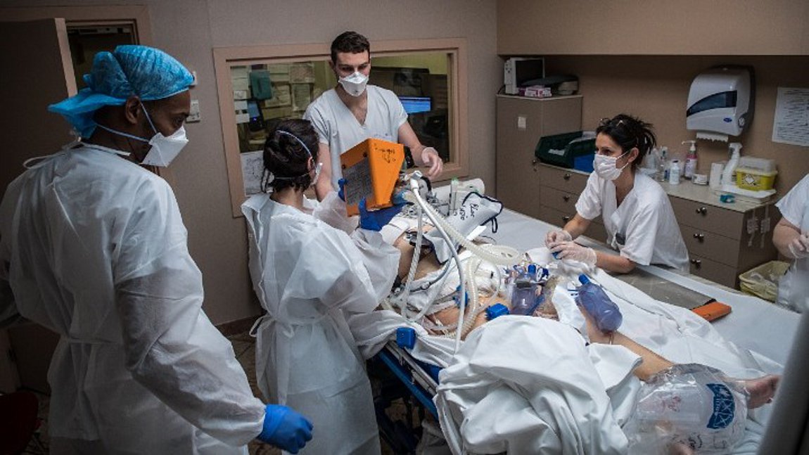 Κορωνοϊός: Η Γαλλία ξεπέρασε το όριο των 100.000 θανάτων