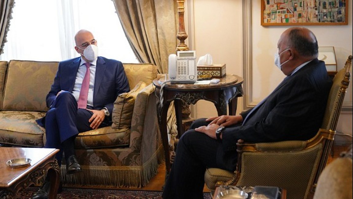 Συνάντηση Δένδια – Σούκρι στο Κάιρο – Στο επίκεντρο η Αν. Μεσόγειος