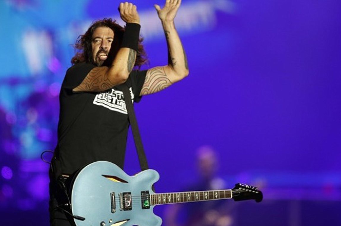 Ο Ντέιβ Γκρολ για τις συνεντεύξεις που παίρνει από μουσικούς: «Μιλάμε την ίδια γλώσσα»