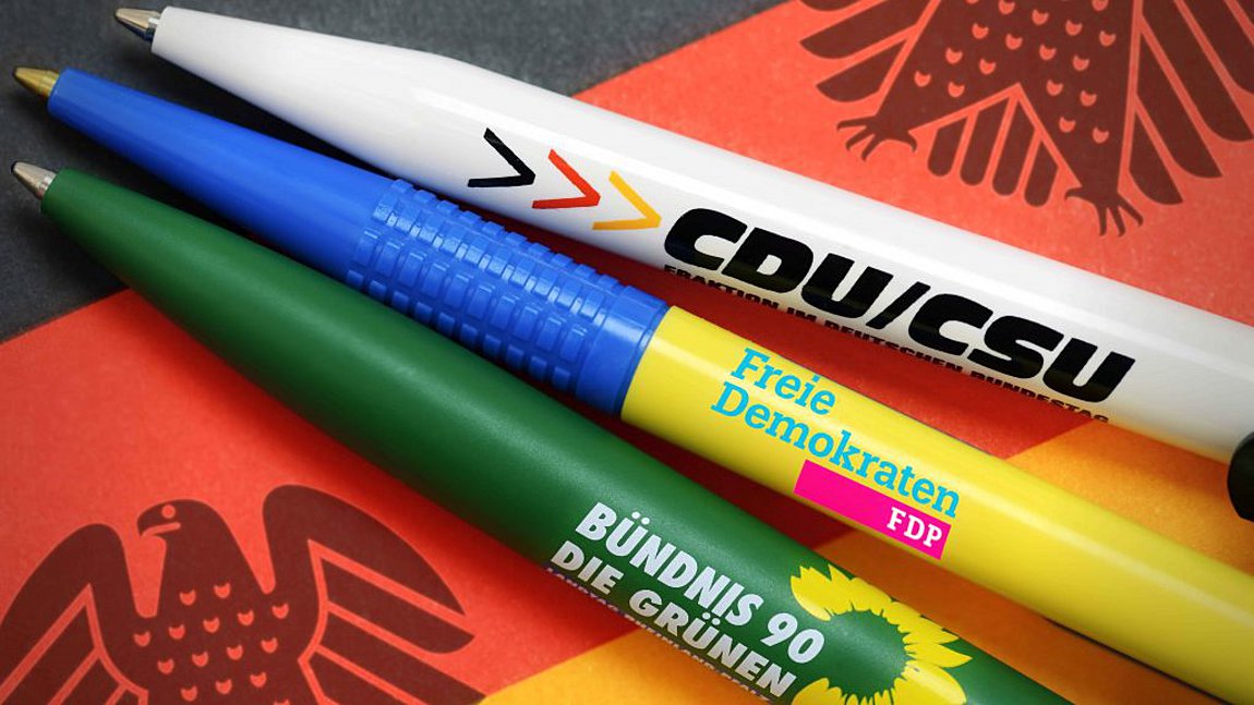 Γερμανία: Ολοκληρώθηκαν οι συνομιλίες CDU/CSU – Πρασίνων – Ζωντανό το ενδεχόμενο συνασπισμού «Τζαμάικα»