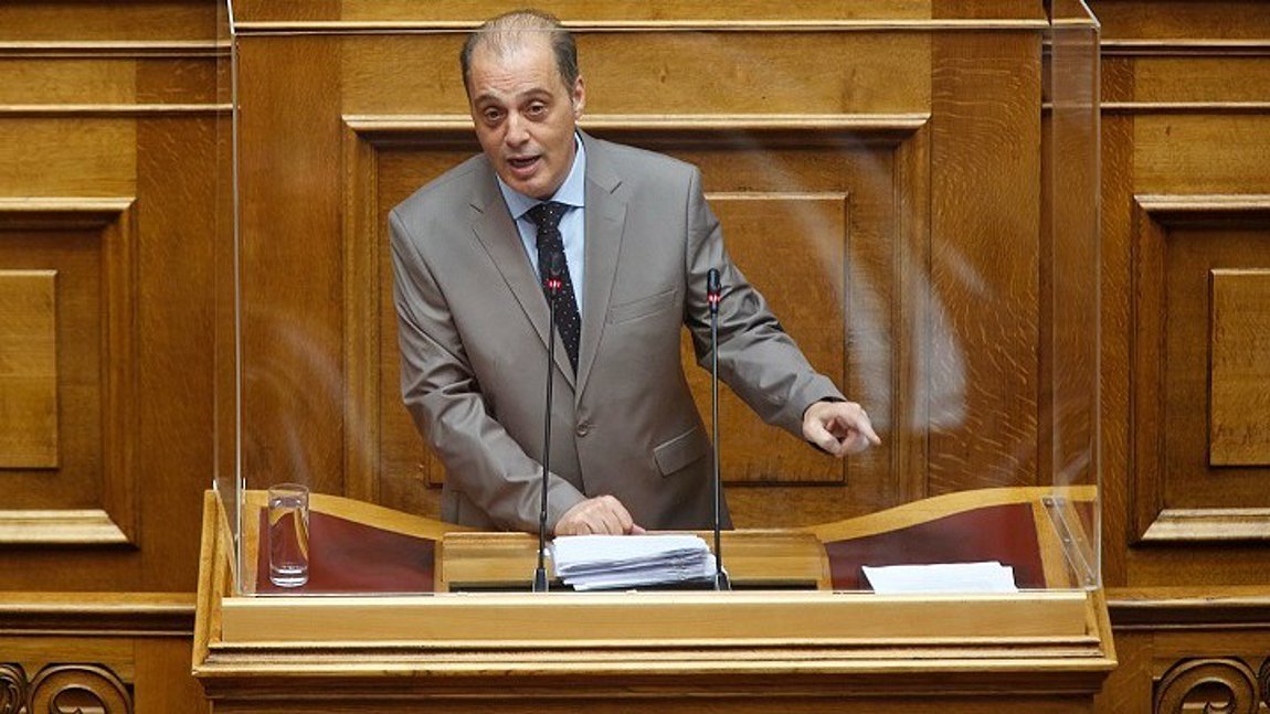 Βελόπουλος για συνεπιμέλεια: Αποτυχημένο και διχαστικό το νομοσχέδιο