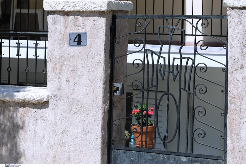 Εγκλημα στην Αγία Βαρβάρα: Πυροβόλησαν έξω από την πόρτα του σπιτιού της 64χρονη