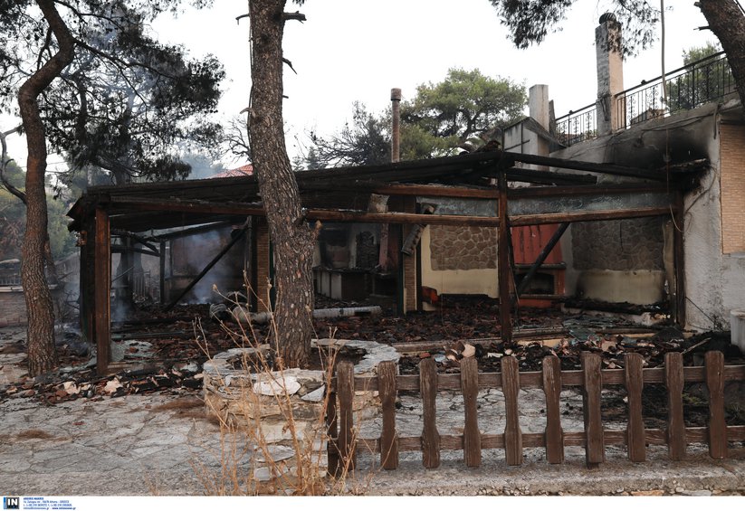 Φωτιά στη Βαρυμπόμπη: Η επόμενη μέρα - Εικόνες καταστροφής - Φωτογραφίες