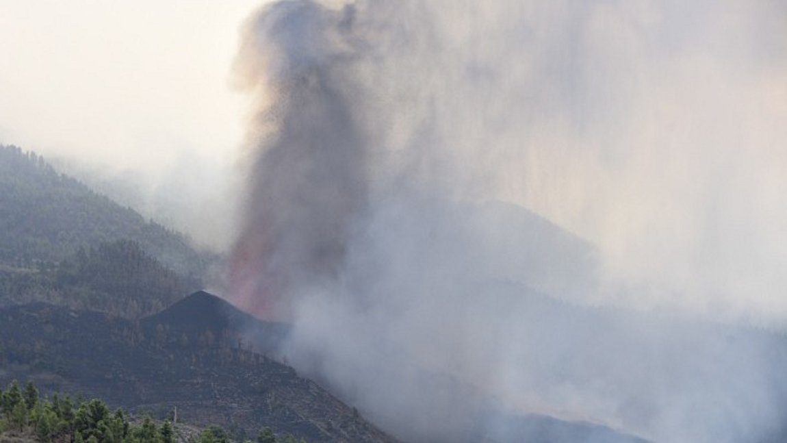 Ισπανία: Άνοιξε ξανά το αεροδρόμιο της Λα Πάλμα