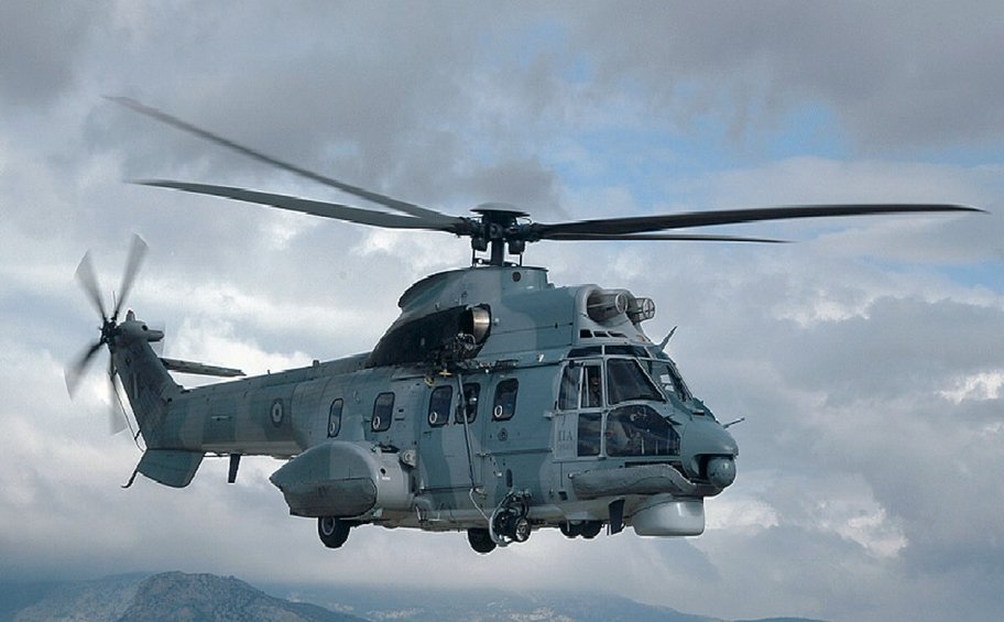 Χίος: Αεροδιακομιδή τραυματία με Super Puma από φορτηγό πλοίο 