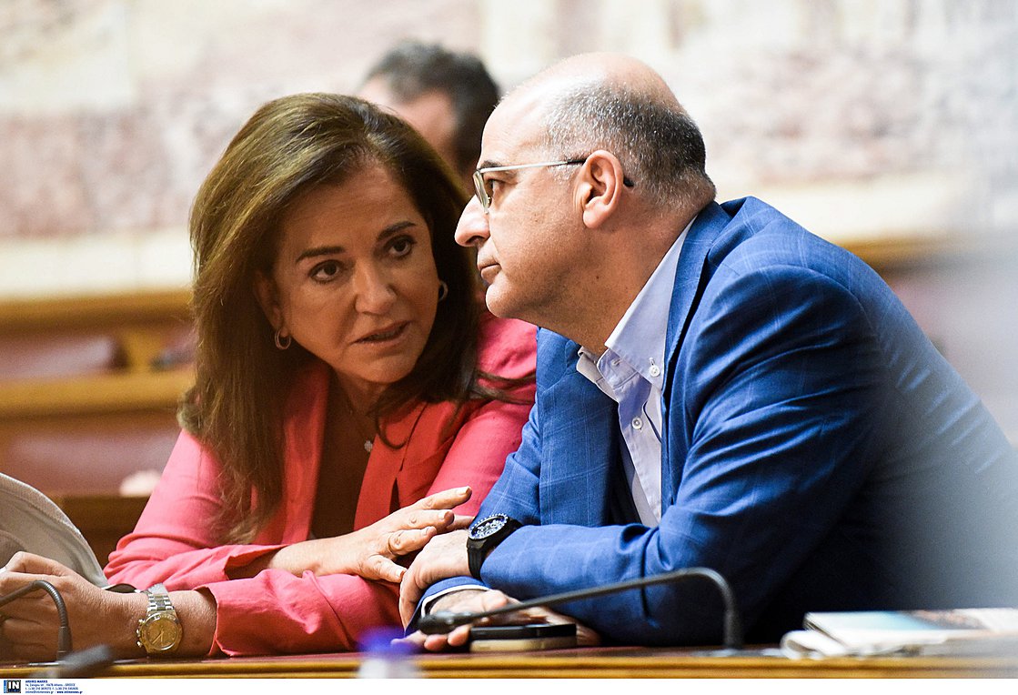 Oι ευχές του Νίκου Δένδια στην Ντόρα Μπακογιάννη