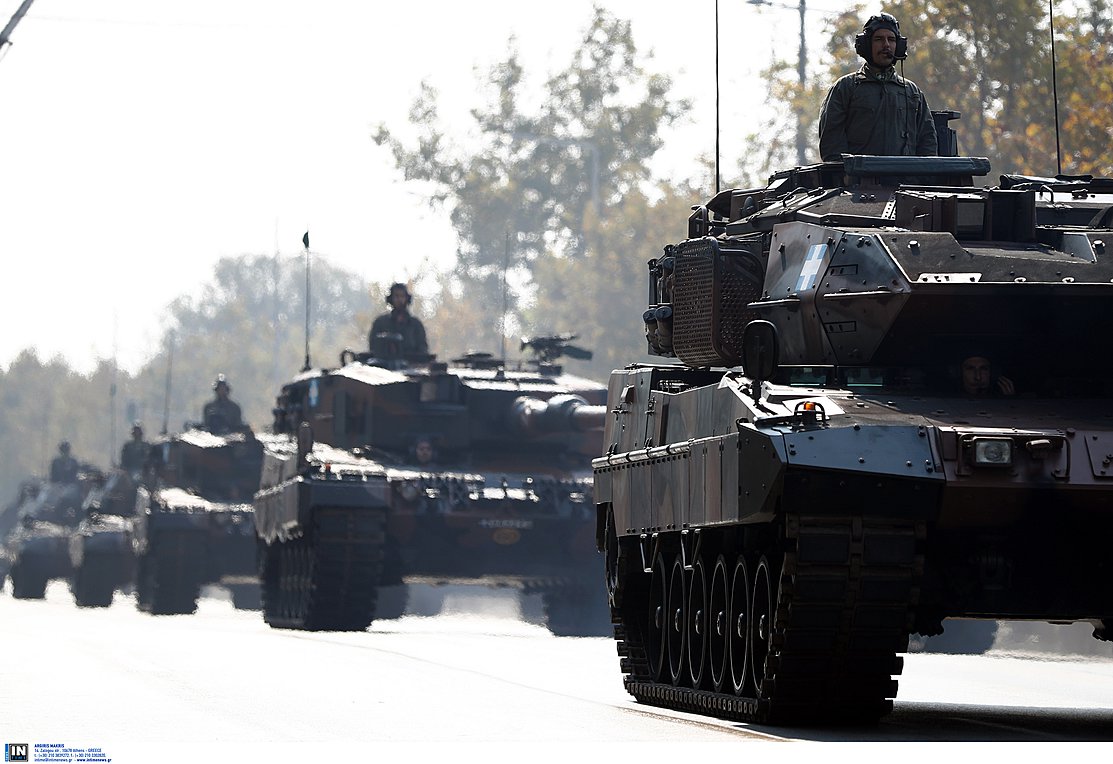 Στρατιωτική παρέλαση στη Θεσσαλονίκη για την 28η Οκτωβρίου – Μαθητική στην Αθήνα