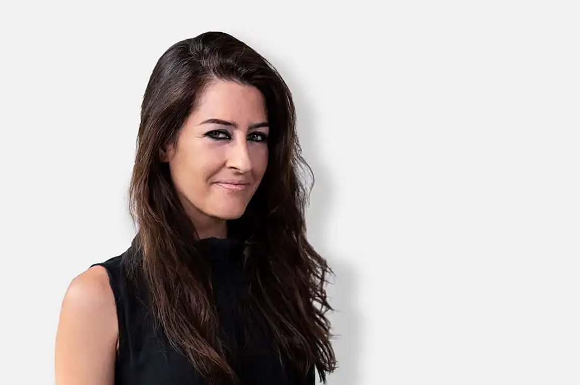 Έφυγε από τη ζωή η «φωνή του Εν Λευκώ», Εύα Μπουντούρη