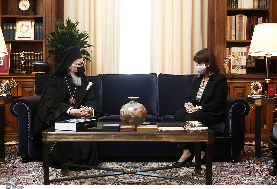 Σακελλαροπούλου: Συναντήθηκε με τον Οικουμενικό Πατριάρχη Βαρθολομαίο στο Προεδρικό Μέγαρο