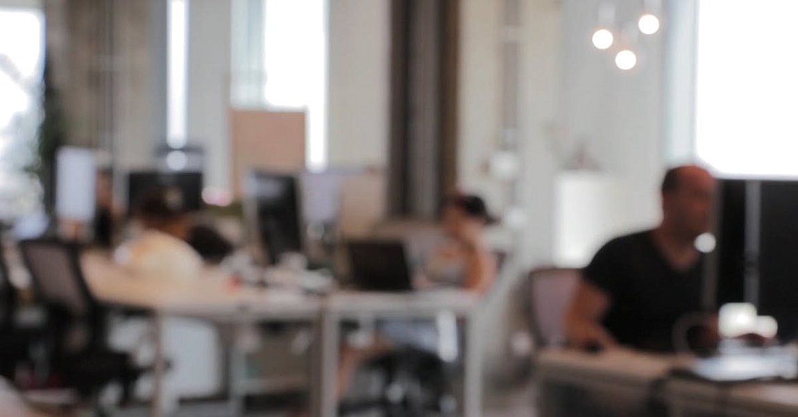 ΕΕ: Δεκαέξι πρακτορεία ειδήσεων δημιουργούν μια «ευρωπαϊκή αίθουσα σύνταξης»