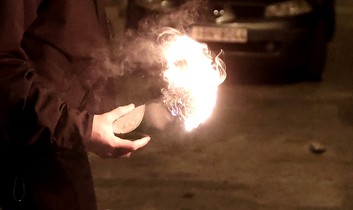 Επιθέσεις με μολότοφ σε αστυνομικές δυνάμεις στα Εξάρχεια