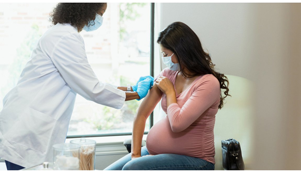 Πρόεδρος ΕΕΟΠΑΑΥ: Επιτακτικός ο πλήρης εμβολιασμός των εγκύων – Απαραίτητη η τρίτη δόση