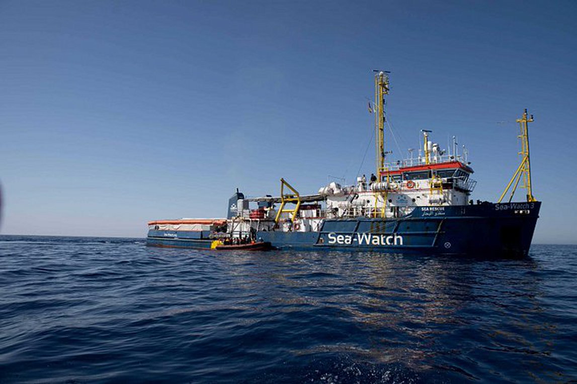 Το Sea-Watch 3 διέσωσε άλλους σχεδόν 100 ανθρώπους στη Μεσόγειο