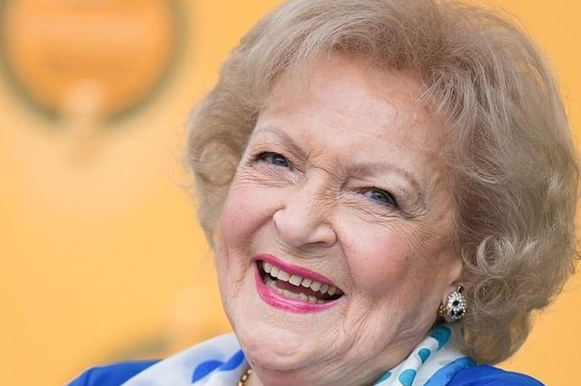 Betty White: Έφυγε από τη ζωή λίγο πριν κλείσει τα 100