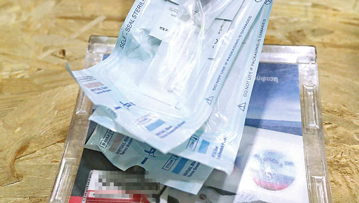 «Σαφάρι» για πλαστά rapid tests