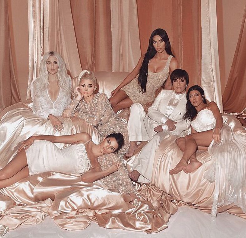 Keeping up with the Kardashians γιατί τα κορίτσια σύντομα επιστρέφουν
