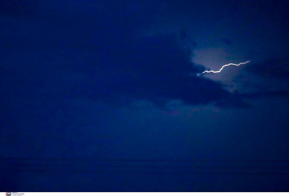 Καιρός: Βροχές, καταιγίδες και χιόνια – Πού θα είναι έντονα τα φαινόμενα