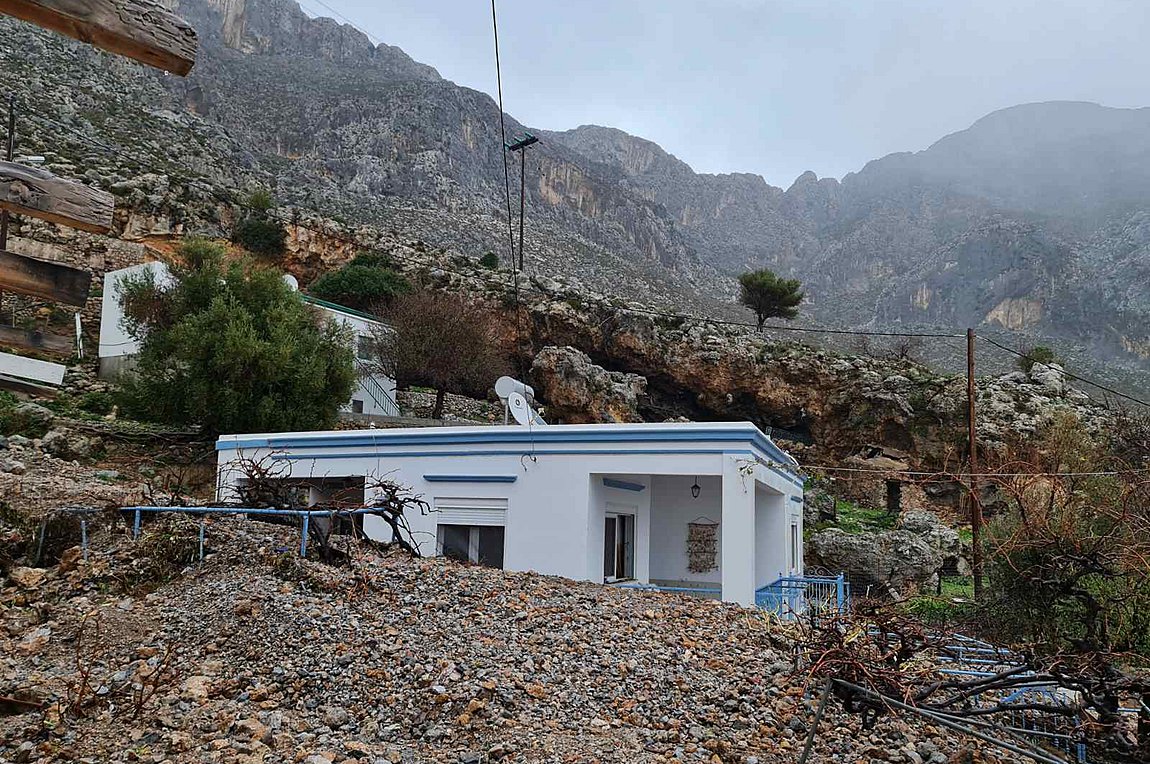 Σφοδρές βροχοπτώσεις προκάλεσαν ροές κορημάτων και σημαντικές ζημιές στην Κάλυμνο