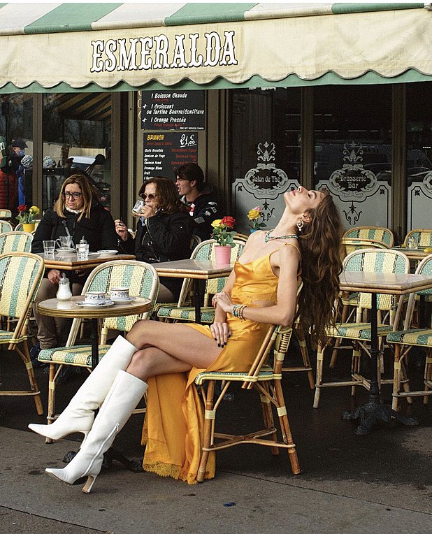 Πώς να φορέσετε τα σατινέ σας με τον πιο updated τρόπο